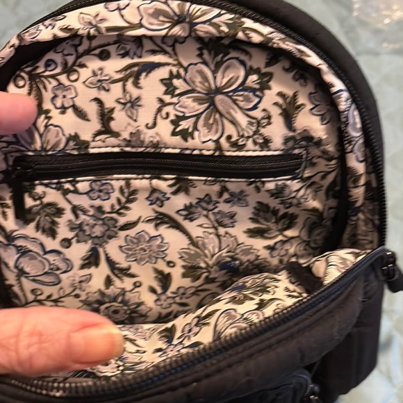 Vera Bradley mini quilted backpack Black Quilted Backpack, new with tag - Picture 6 of 7